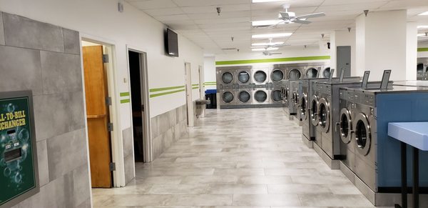 Photos of Laundry World Burbank, CA