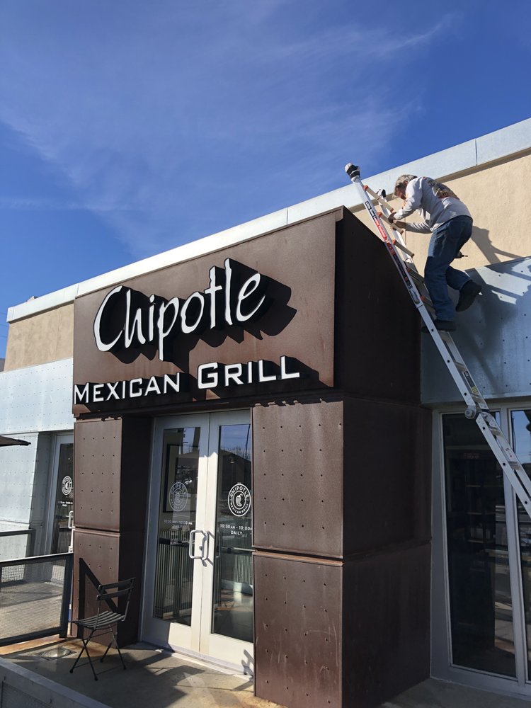 Photos of VizComm Signs and Graphics Fontana, CA
