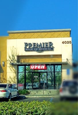 Photos of Premier Walk-In Medical Visalia, CA 