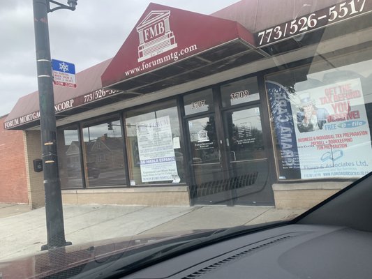 Photos of Flores & Associates Chicago, IL